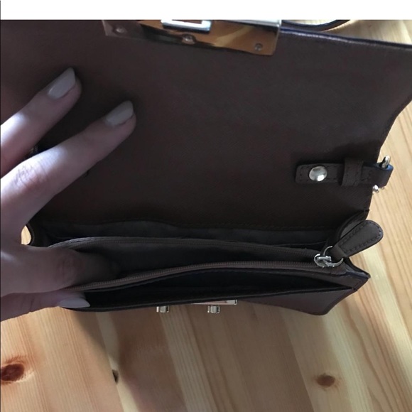 Michael Kors purse authentic - Picture 7 of 8